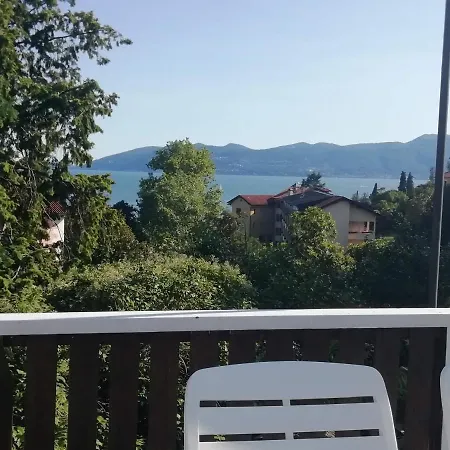 Apartment La Selva Lake View