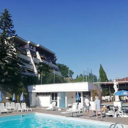 Apartment La Selva Lake View *